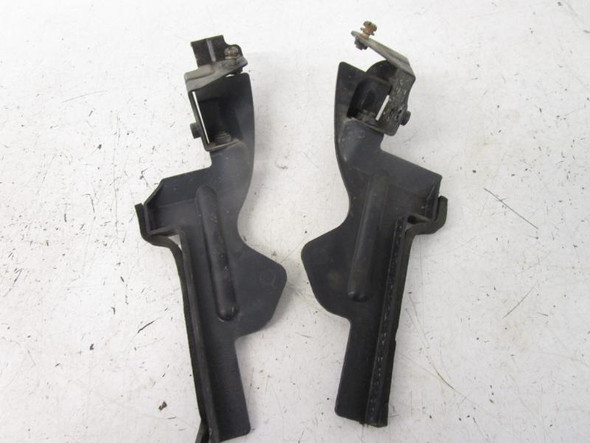95 Kawasaki ZX 6E ZX600 Ninja Stay Tail Grib Left Right 46075-1106